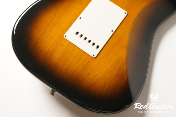 ST57-650 - 2 Tone Sunburst